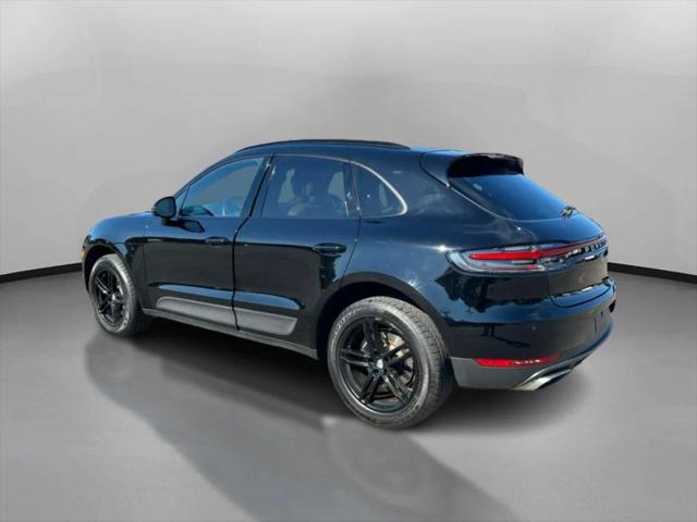 2021 Porsche Macan Base