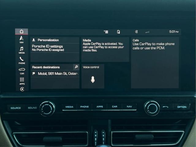 2021 Porsche Macan Base