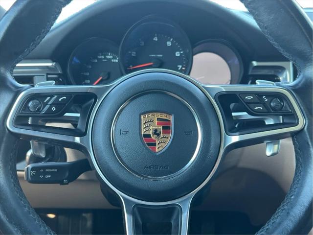 2021 Porsche Macan Base