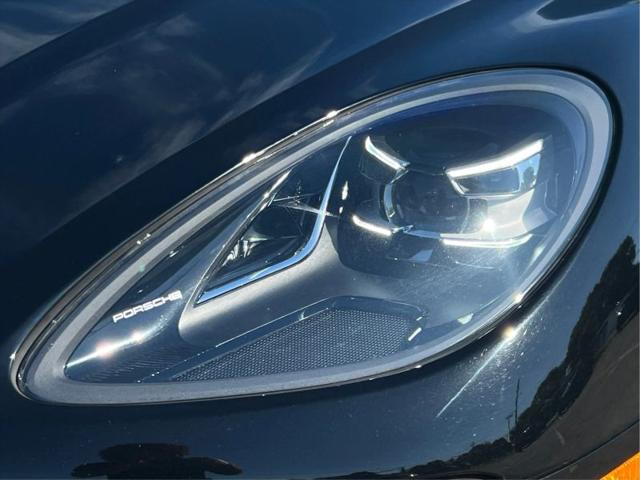 2021 Porsche Macan Base