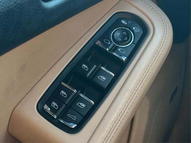 2021 Porsche Macan Base