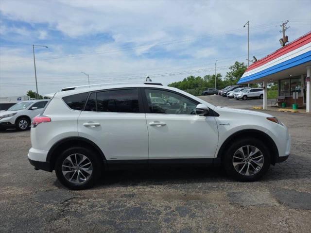 2016 Toyota RAV4 Hybrid XLE