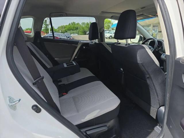 2016 Toyota RAV4 Hybrid XLE