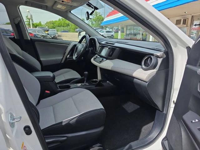 2016 Toyota RAV4 Hybrid XLE