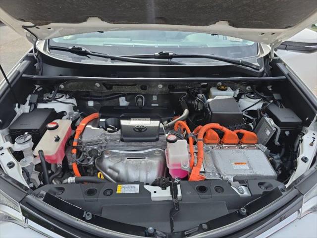 2016 Toyota RAV4 Hybrid XLE