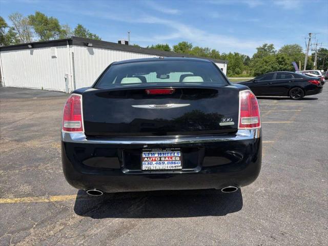 2013 Chrysler 300 Motown