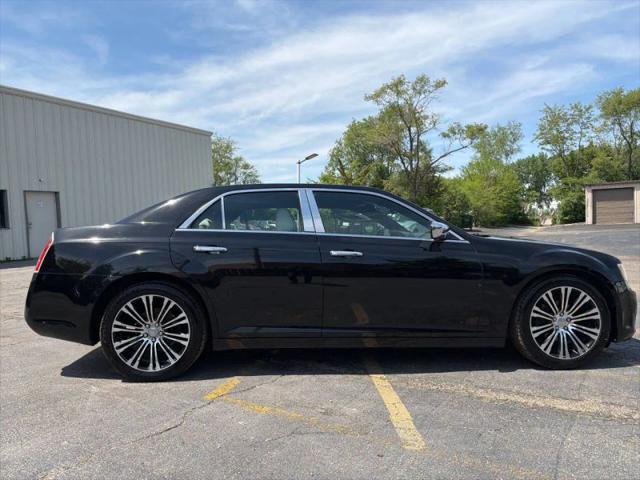 2013 Chrysler 300 Motown
