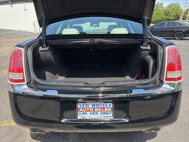2013 Chrysler 300 Motown