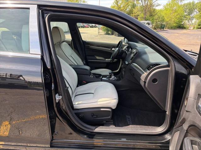 2013 Chrysler 300 Motown