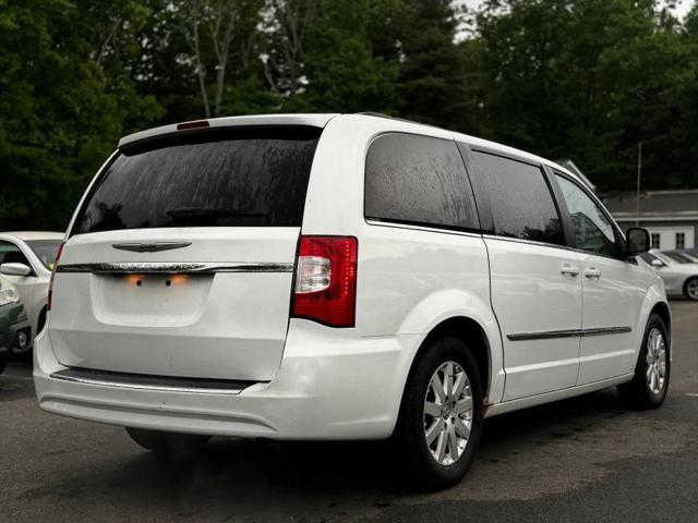 2015 Chrysler Town & Country Touring