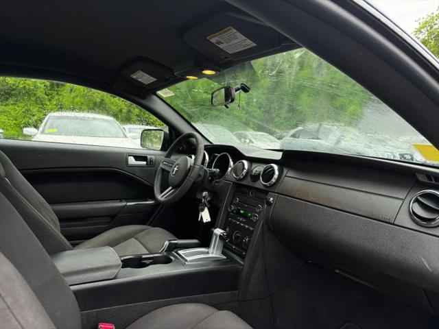 2009 Ford Mustang V6 Premium