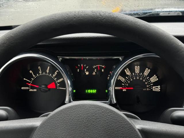2009 Ford Mustang V6 Premium