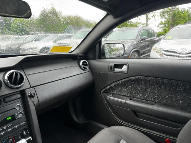 2009 Ford Mustang V6 Premium