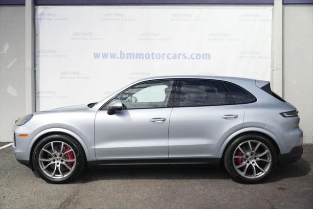 2024 Porsche Cayenne S