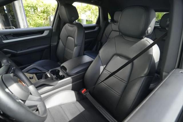 2024 Porsche Cayenne S