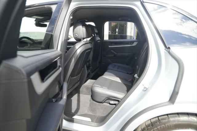 2024 Porsche Cayenne S