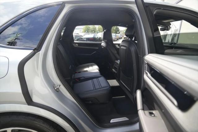 2024 Porsche Cayenne S