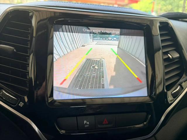 2020 Jeep Cherokee Limited FWD