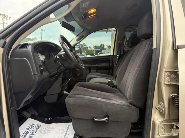 2004 Dodge Ram 1500 SLT/Laramie