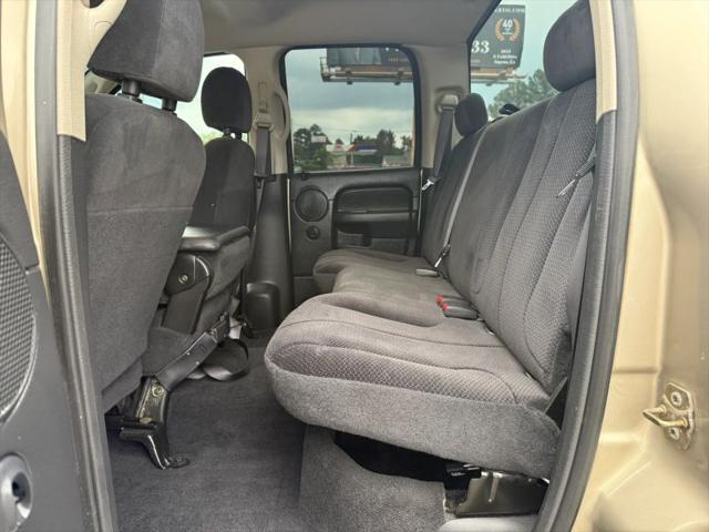 2004 Dodge Ram 1500 SLT/Laramie