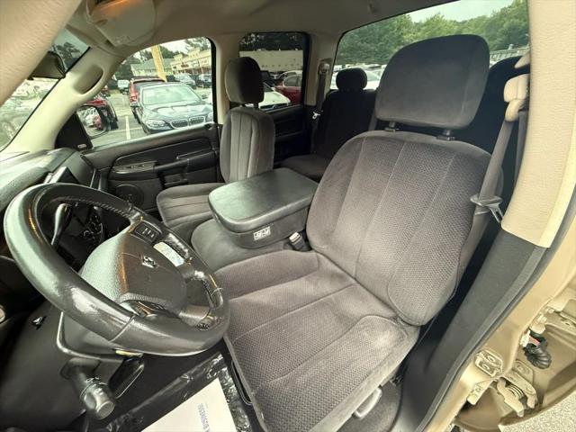 2004 Dodge Ram 1500 SLT/Laramie