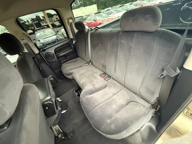 2004 Dodge Ram 1500 SLT/Laramie