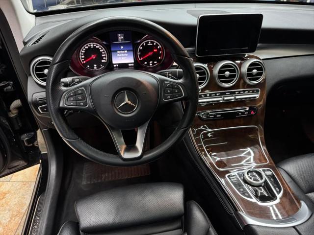 2017 Mercedes-Benz GLC 300