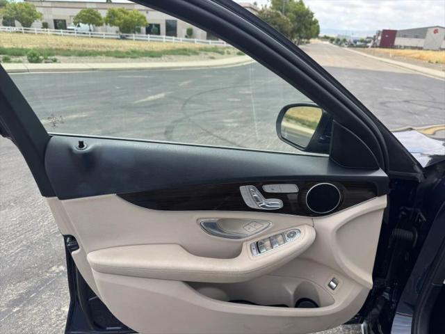 2016 Mercedes-Benz C-CLASS C 300 C 300