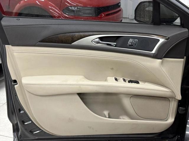 2017 Lincoln MKZ Select