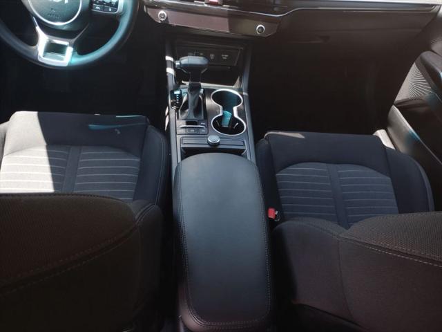 2026 Kia K5 LXS FWD