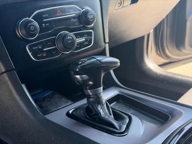2020 Dodge Charger SXT RWD