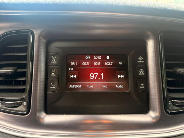 2017 Dodge Challenger SXT