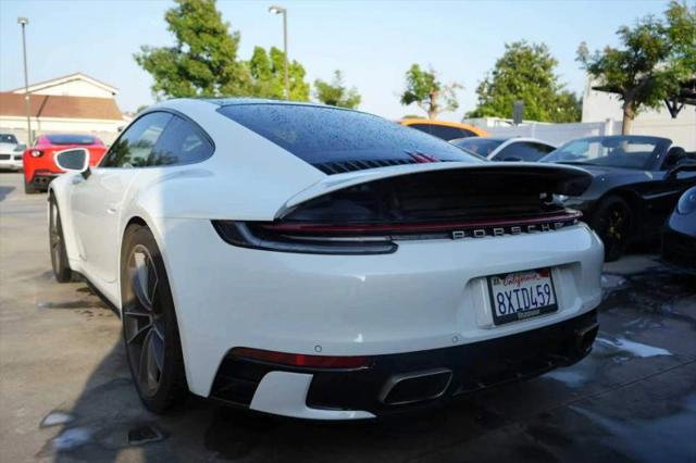 2021 Porsche 911 Carrera