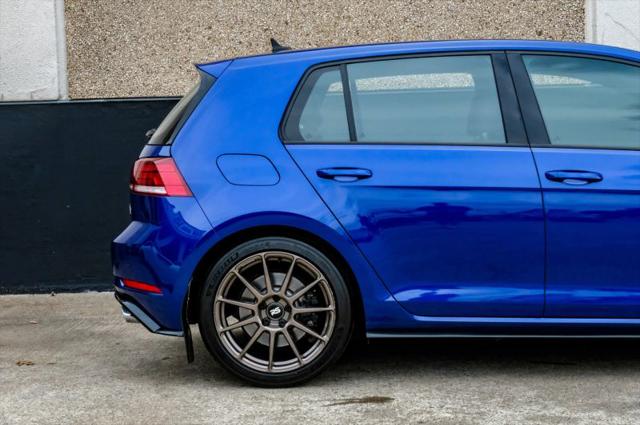 2019 Volkswagen Golf R 2.0T w/DCC & Navigation