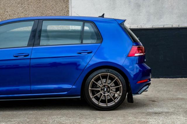 2019 Volkswagen Golf R 2.0T w/DCC & Navigation
