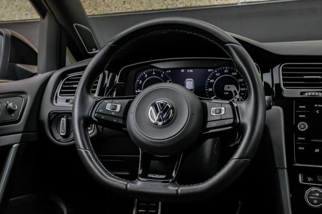 2019 Volkswagen Golf R 2.0T w/DCC & Navigation