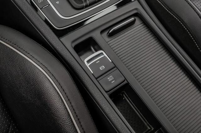 2019 Volkswagen Golf R 2.0T w/DCC & Navigation