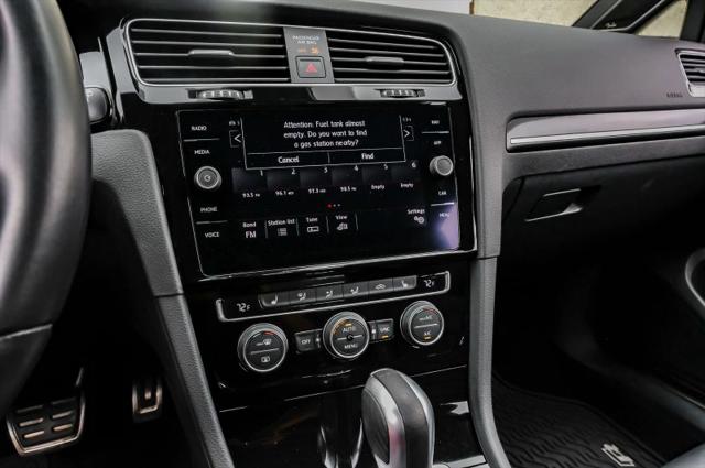 2019 Volkswagen Golf R 2.0T w/DCC & Navigation