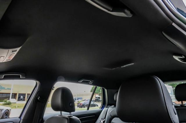 2019 Volkswagen Golf R 2.0T w/DCC & Navigation