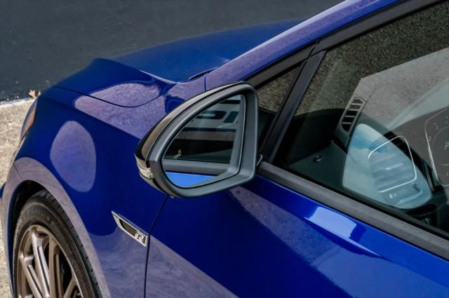 2019 Volkswagen Golf R 2.0T w/DCC & Navigation