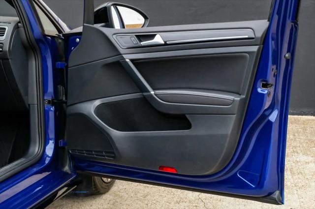 2019 Volkswagen Golf R 2.0T w/DCC & Navigation