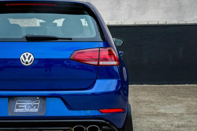 2019 Volkswagen Golf R 2.0T w/DCC & Navigation