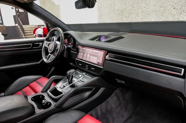 2021 Porsche Cayenne GTS