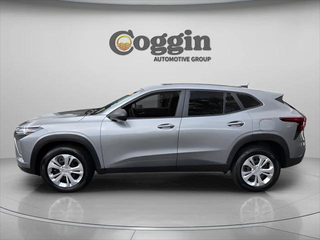 2025 Chevrolet Trax FWD LS