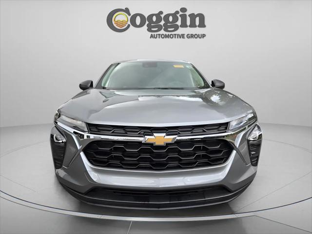 2025 Chevrolet Trax FWD LS