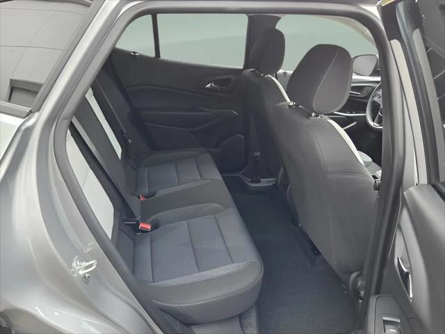 2025 Chevrolet Trax FWD LS