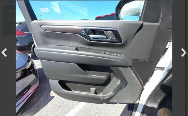 2025 Chevrolet Tahoe 4WD LT