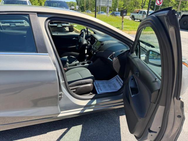 2017 Chevrolet Cruze LT Auto