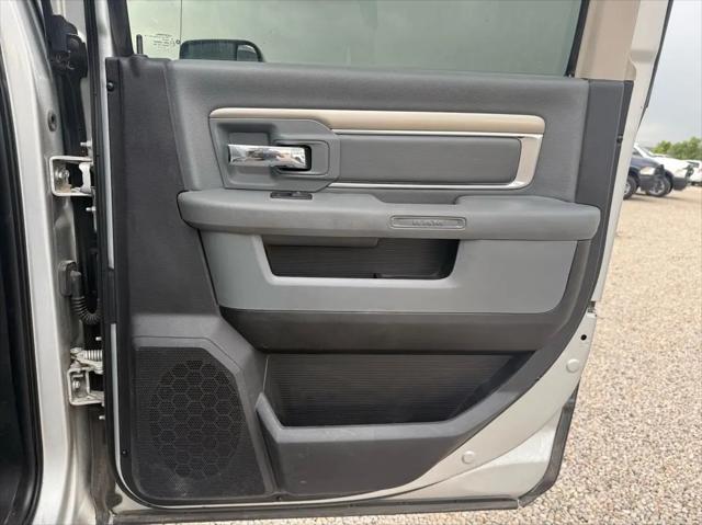 2018 Ram 2500 Big Horn Crew Cab 4x4 8' Box