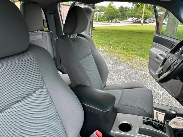 2015 Toyota Tacoma Base V6